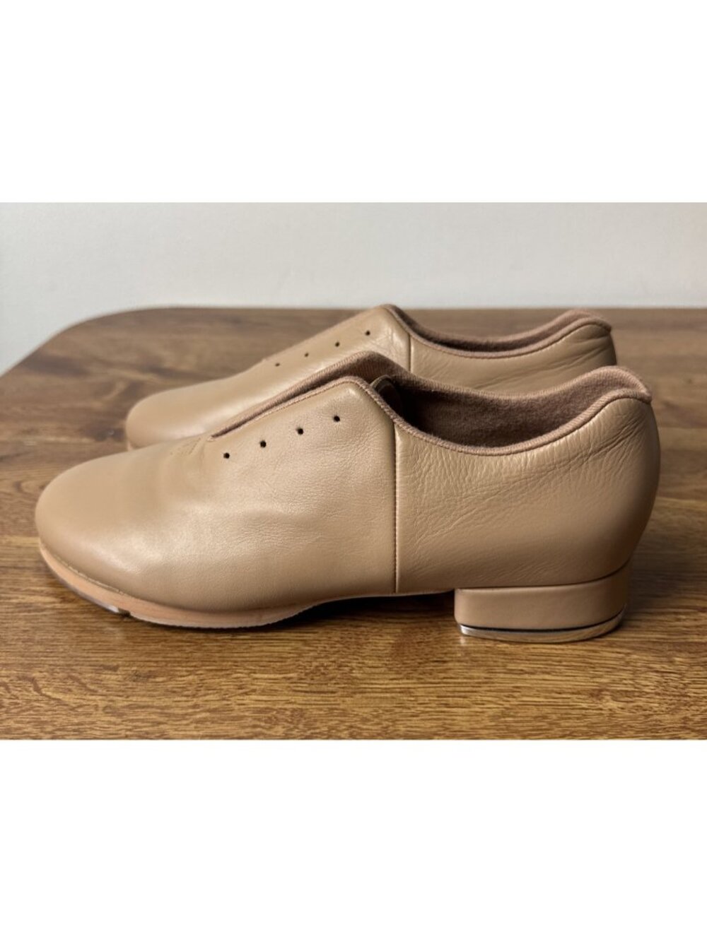 Size 9M - BLOCH Sync Jazz Leather Tap Shoes with Bloch Mega Taps Tan *No Laces*